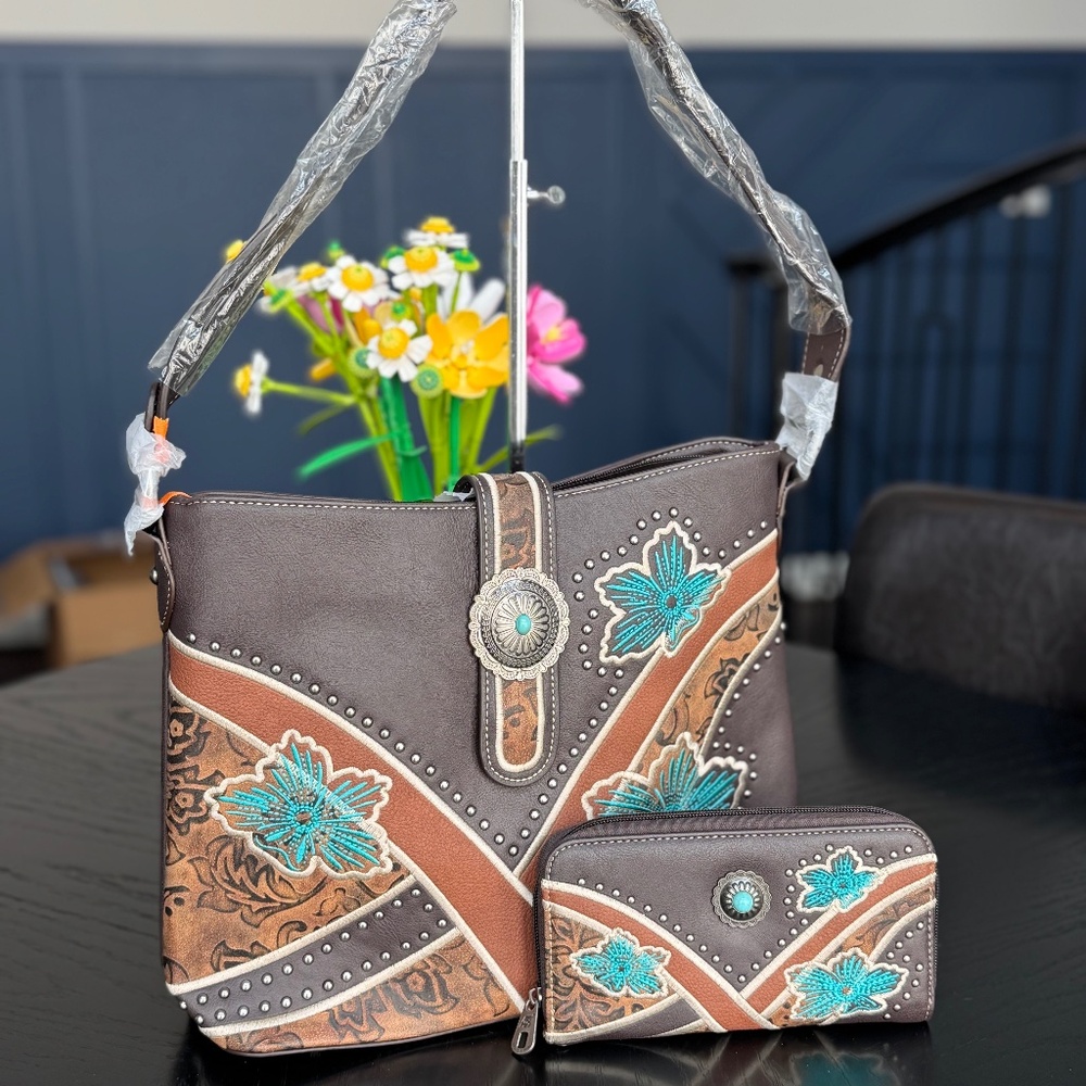 American Bling by Montana West Handbag and Wallet Set NWT